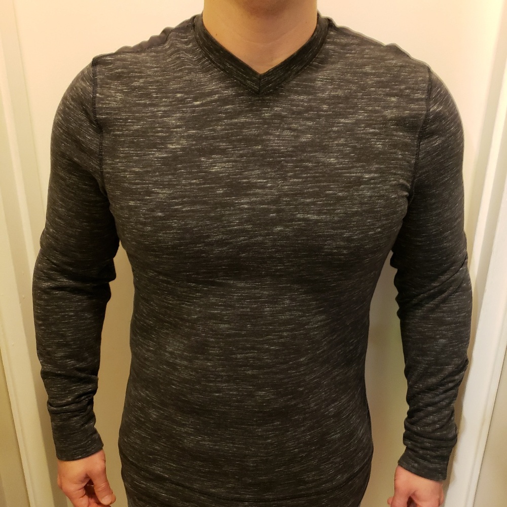 Lululemon Grey & Black Long Sleeve Size Small